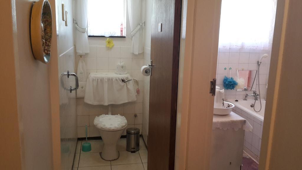 Heila'S In House Family Room-Homestay! Bloemfontein Exterior photo